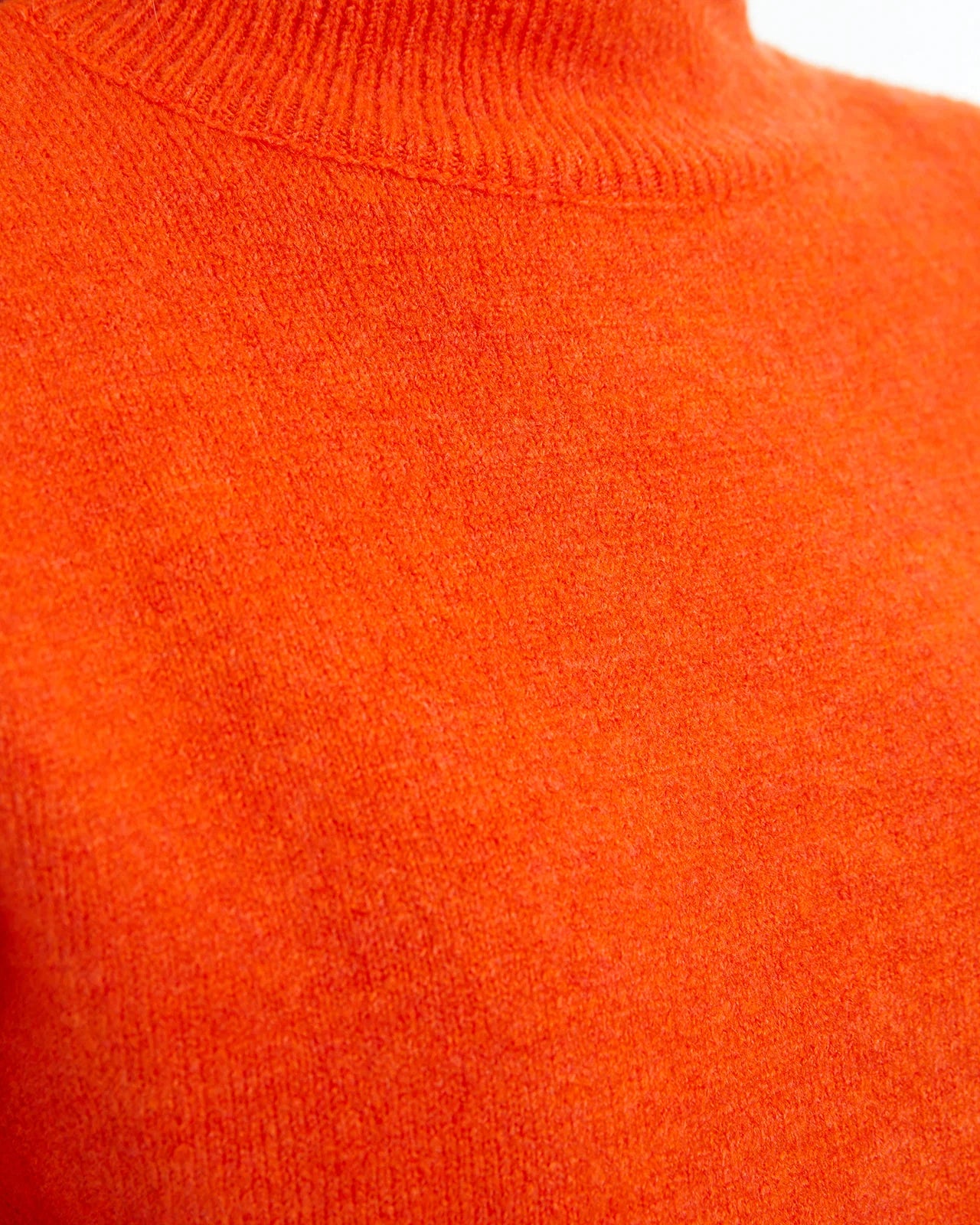 Andam Perkins neck sweater Orange