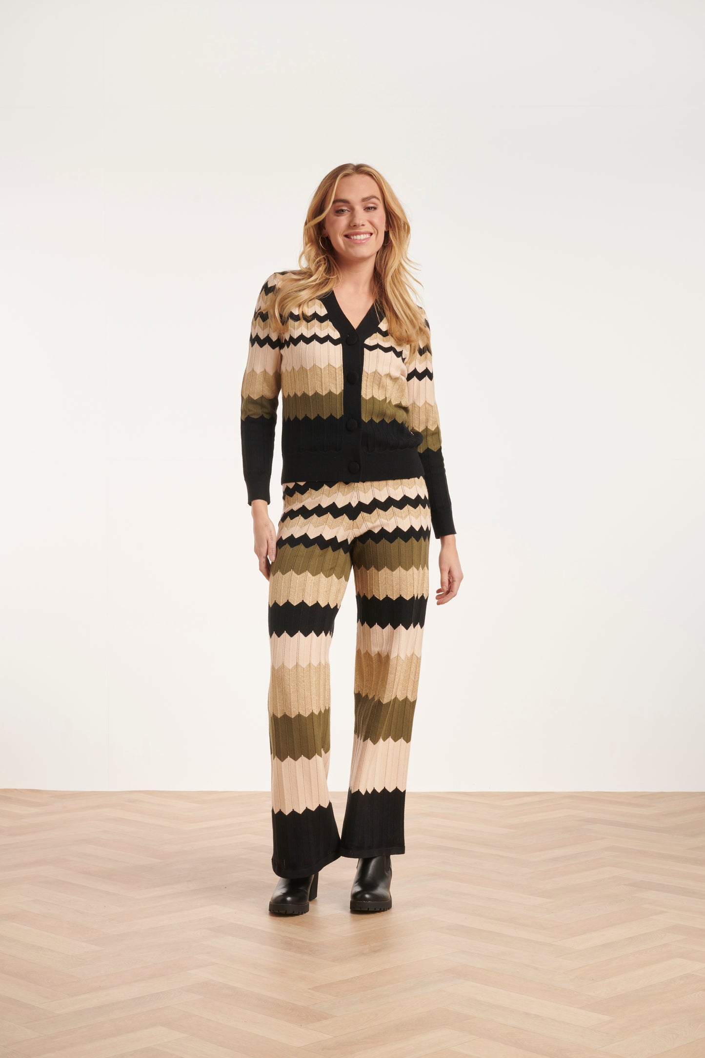 Smashed Lemon, Knitted Pants sand - multicolour