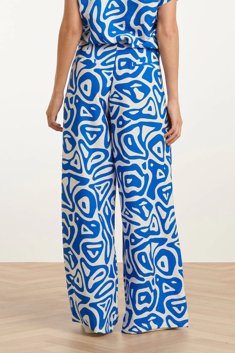 Smashed Lemon, Pants Cobalt Blue White