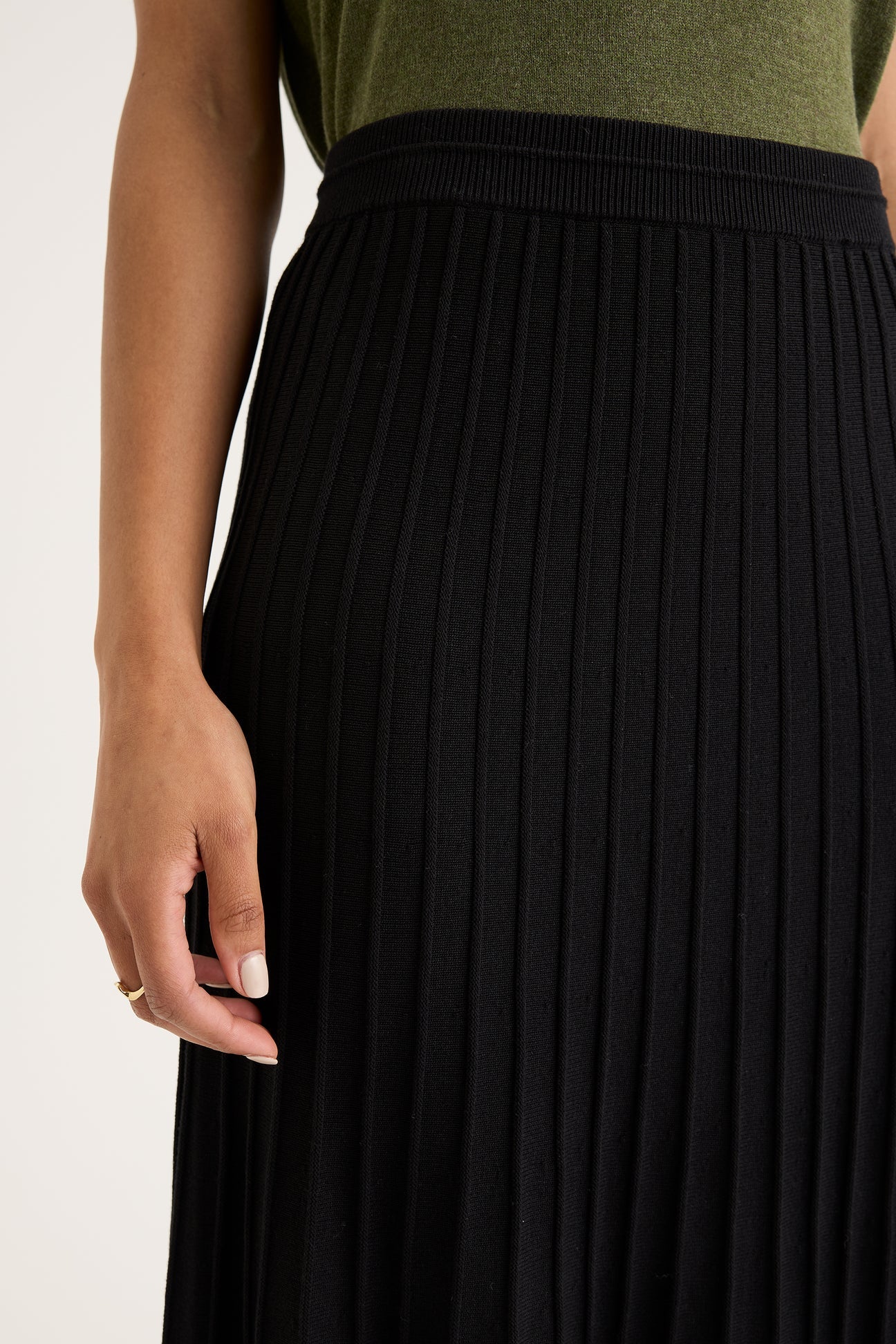 Yarra Trail, Knit Skirt Cedar Black