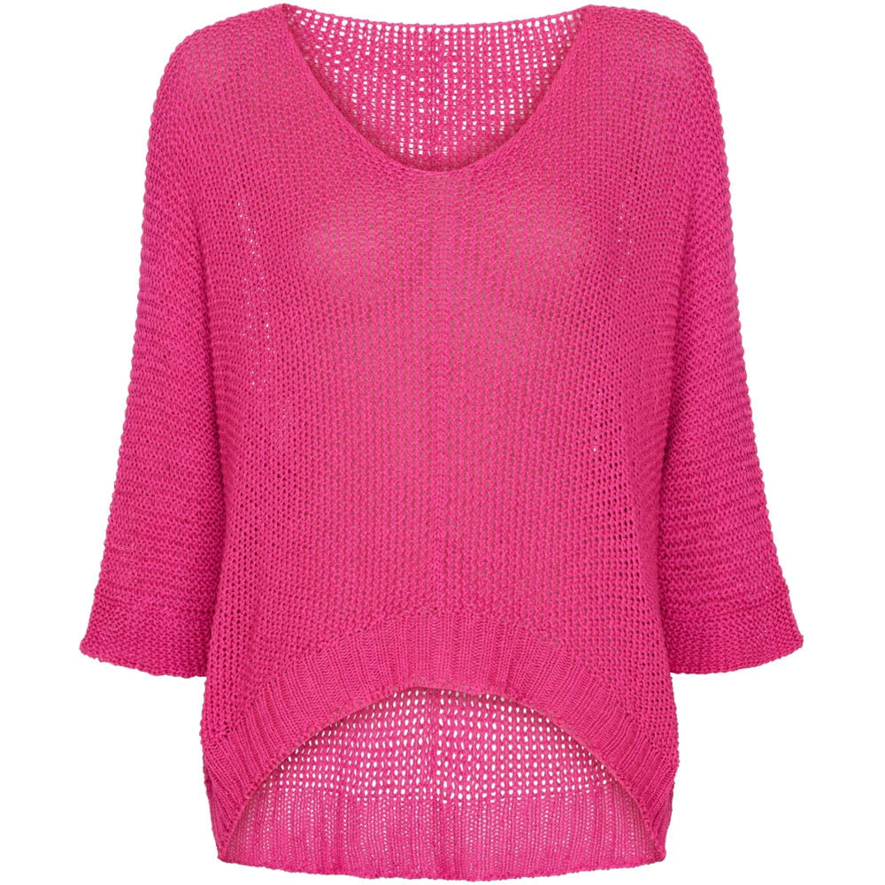 Marta, Betina knit Petunia
