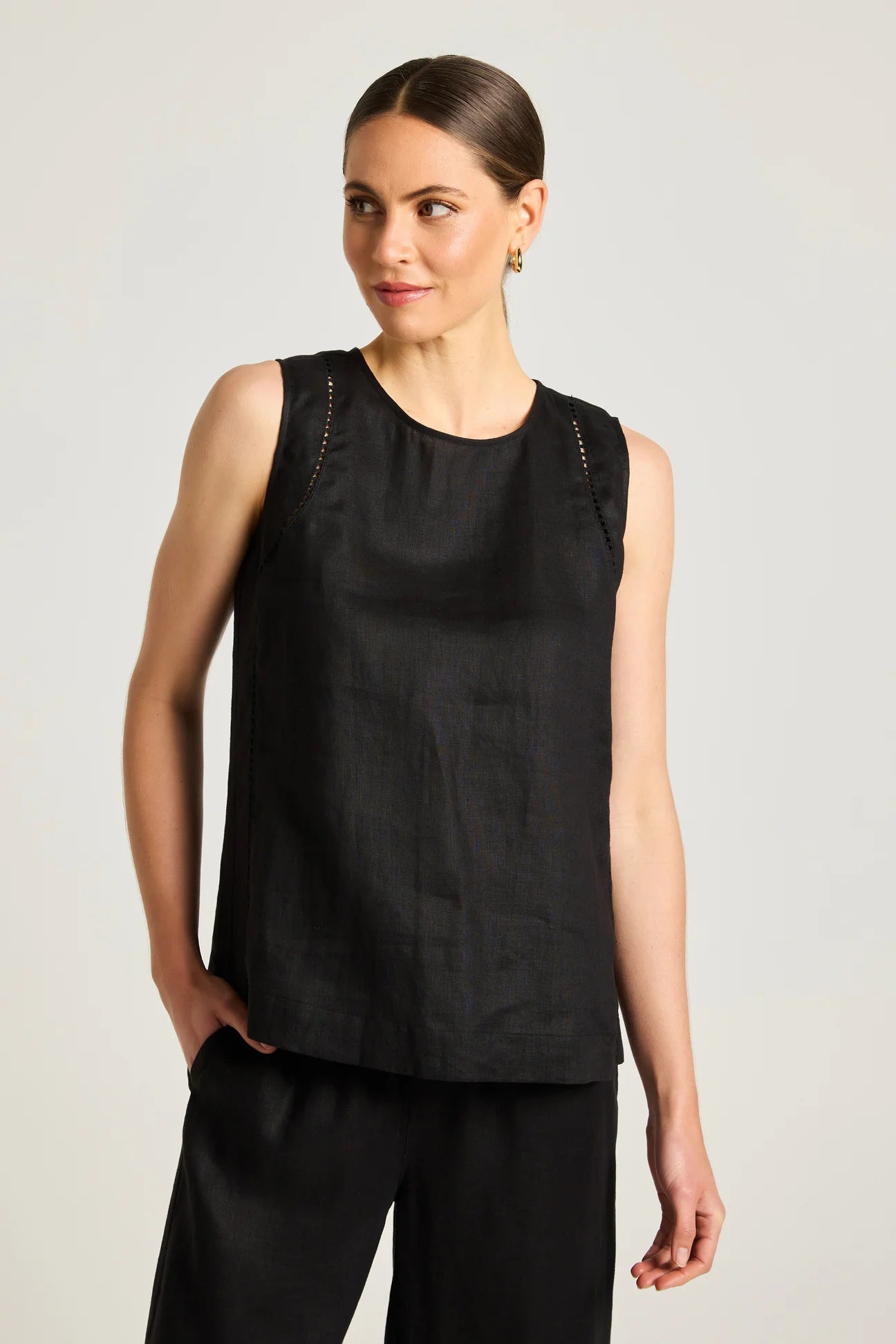 Yarra Trail Carina Tank Black