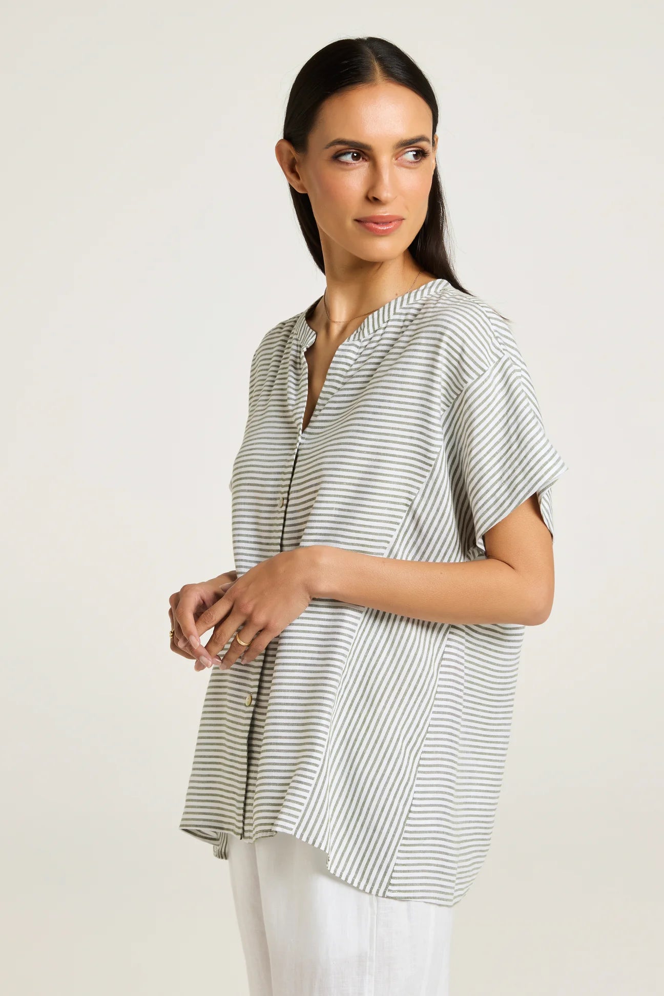 Yarra Trail Paris Shirt Moss/White