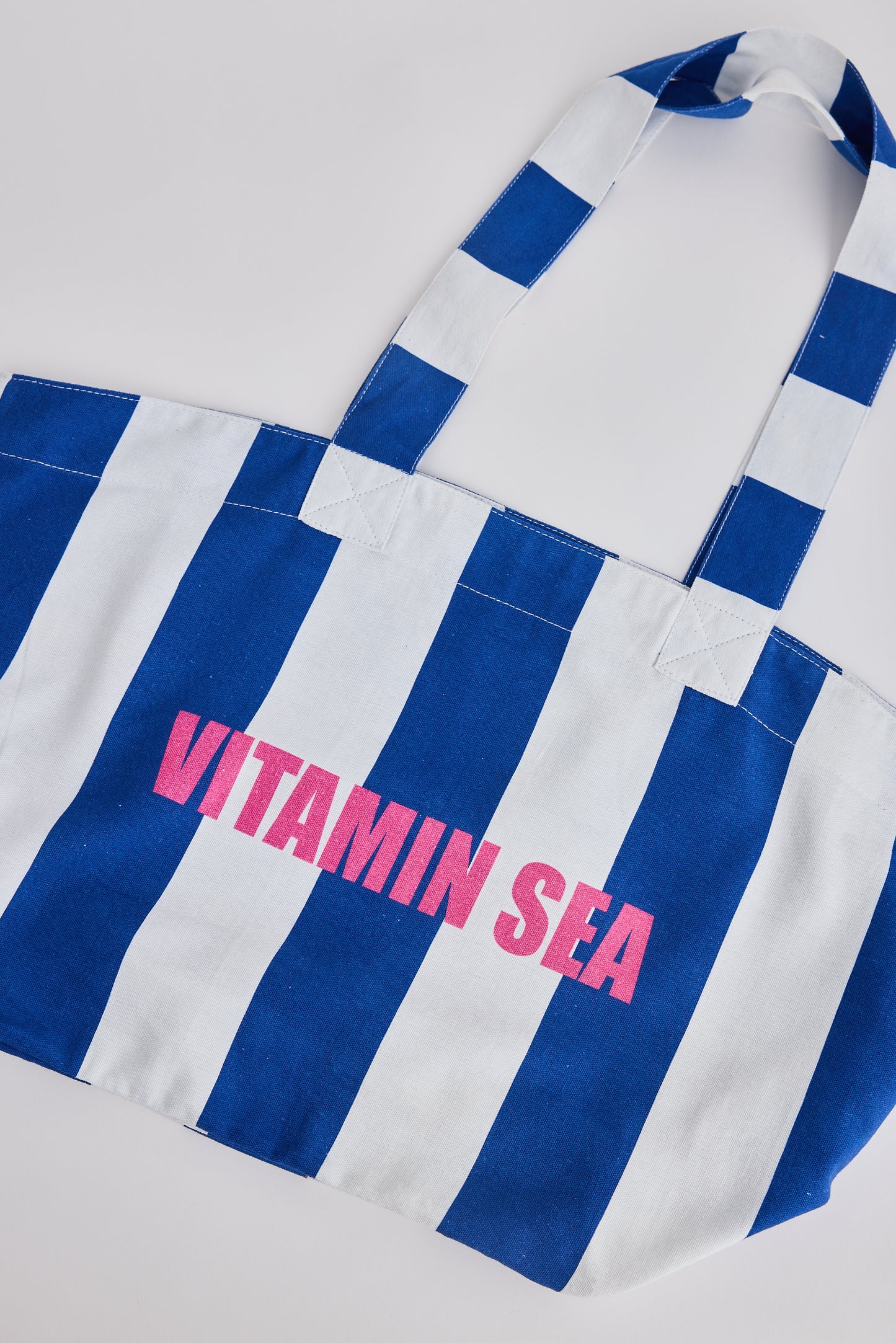 Holiday, Vitamin Sea Tote Bag Blue