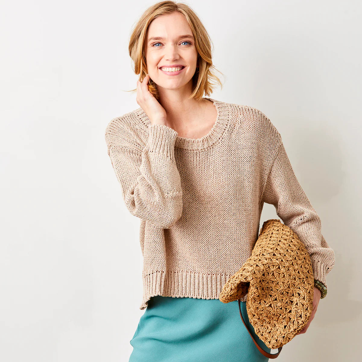 Suzy D, WOLFIE CURVED HEM COTTON KNIT SWEATER Taupe