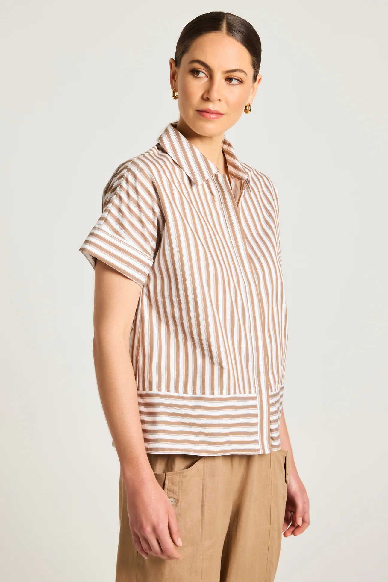 Yarra Trail Ari Shirt Toffee/White