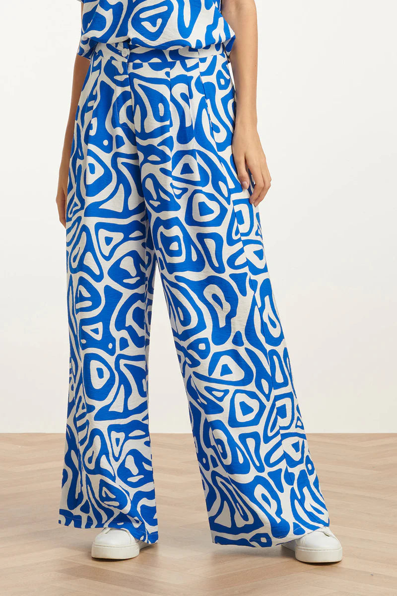 Smashed Lemon, Pants Cobalt Blue White