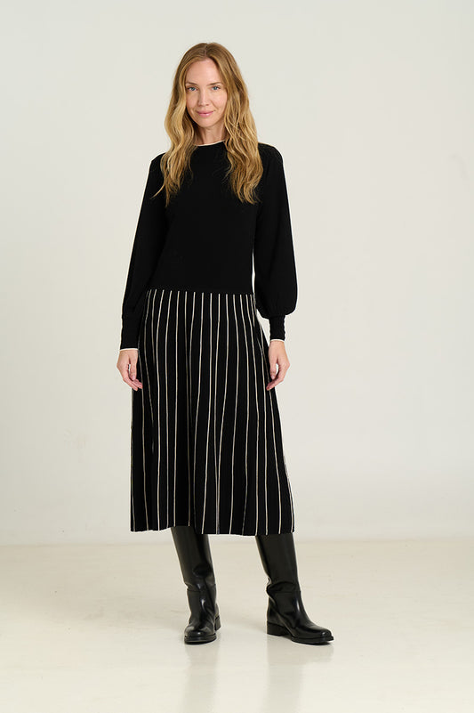 Sita Murt, Midi dress with radial skirt Black 554101