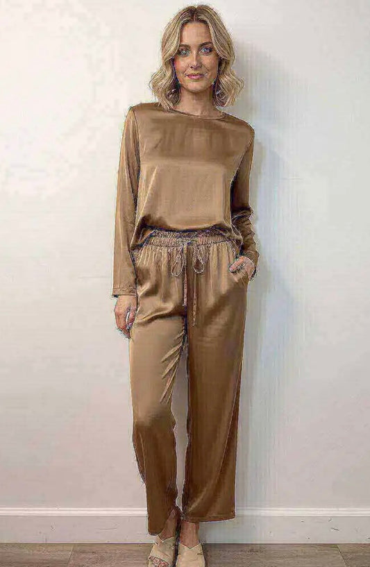 Sunny Studio, Flowy pants with an elastic waistband Silk & Viscose Camel 13001