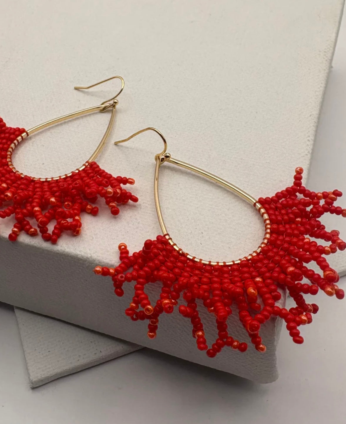 Aurora, Coral Cove in Coral (Gold)