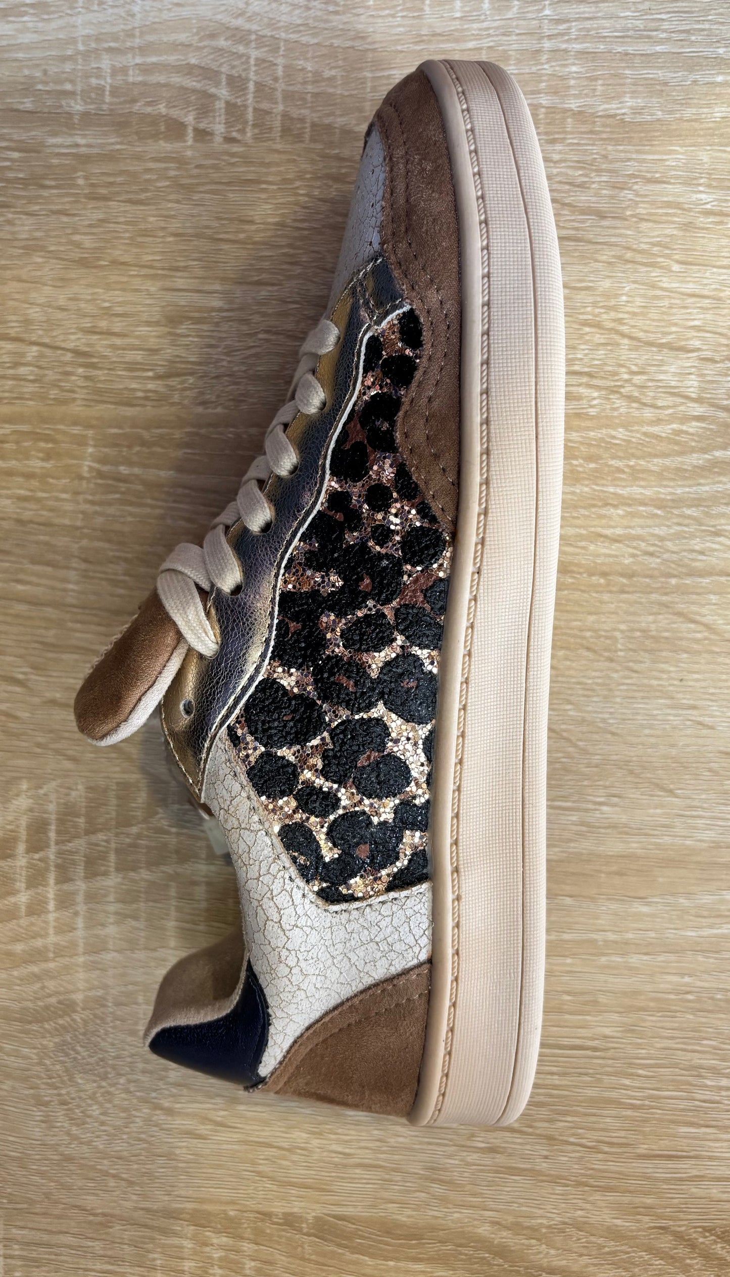 Corina, Footwear : Gold
