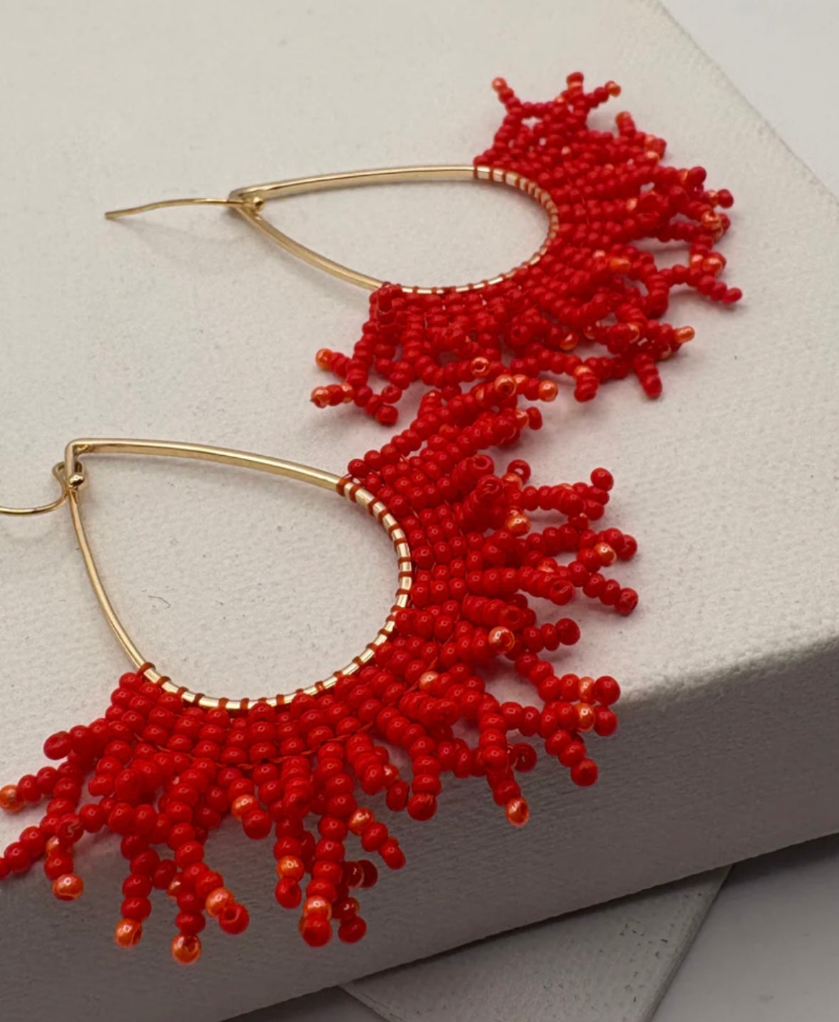 Aurora, Coral Cove in Coral (Gold)