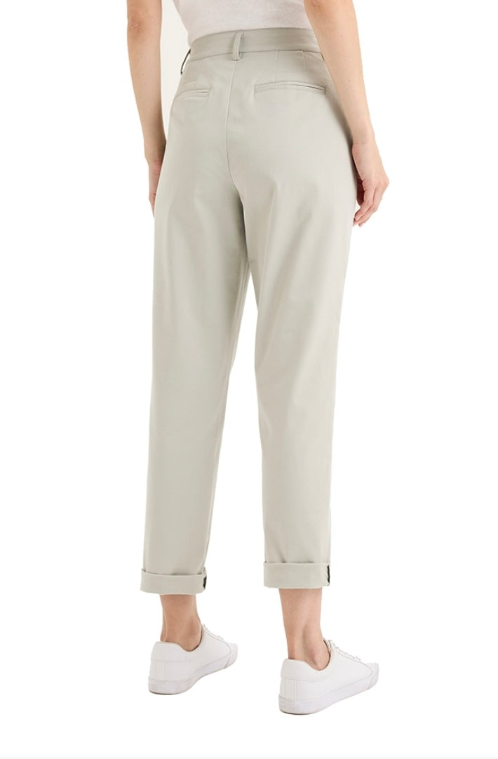 Yarra Trail, Nova Classic Chino ALOE