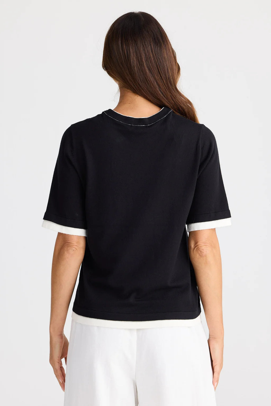 Brave and True, Billie Top Black with white