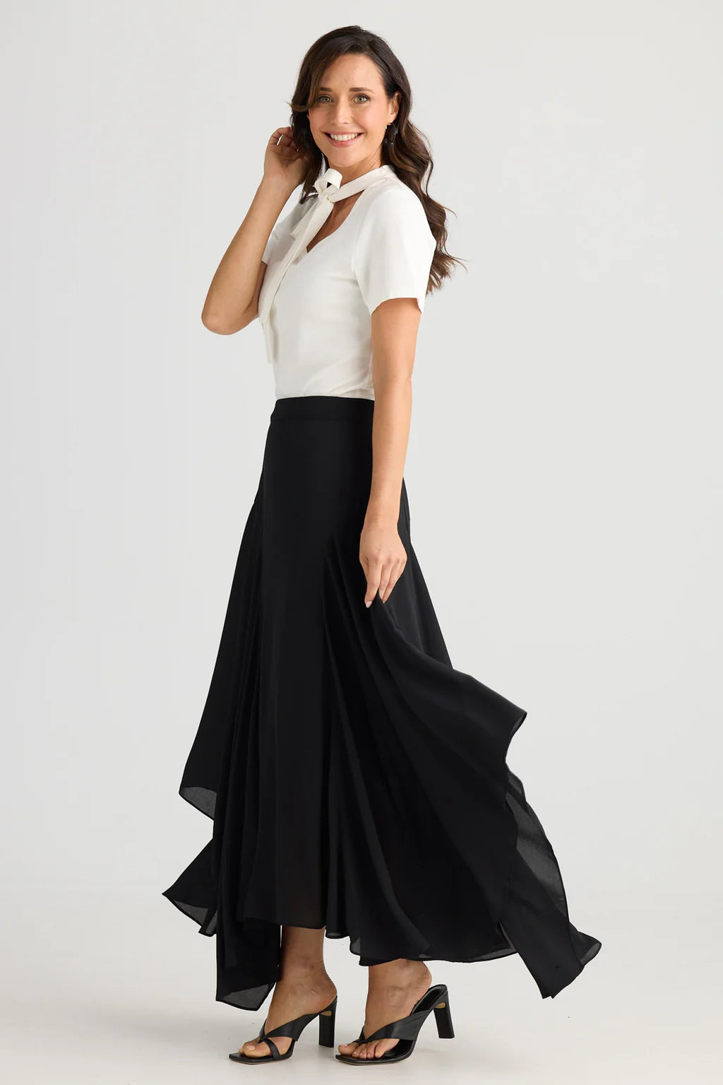 Brave and True, Bella Skirt Black