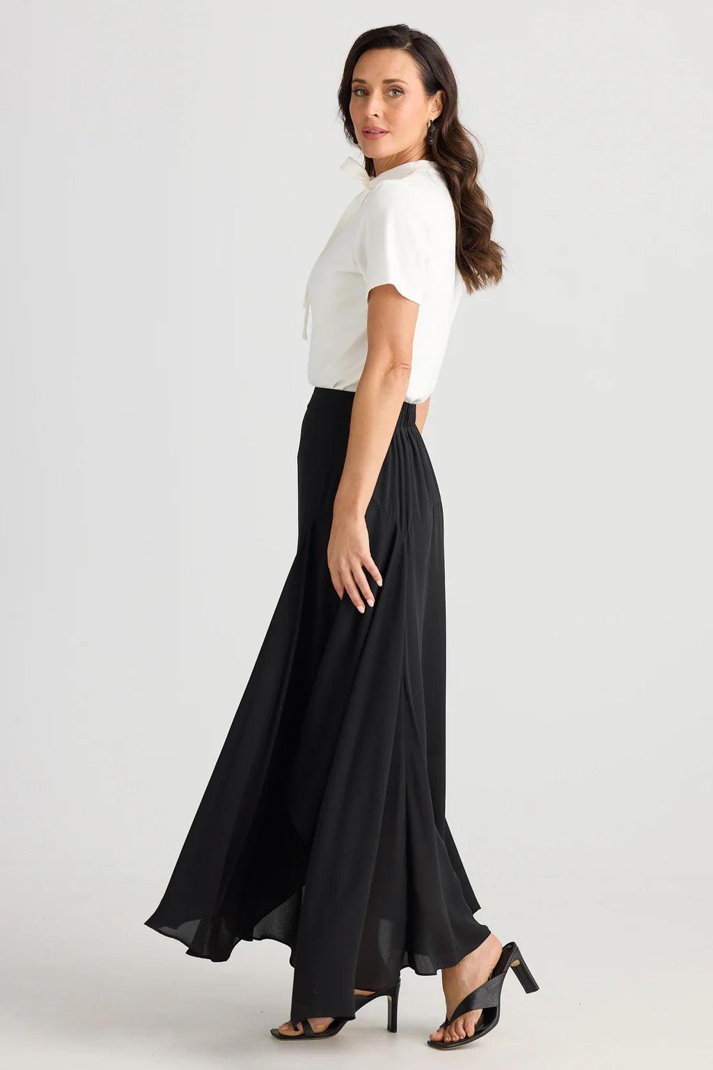 Brave and True, Bella Skirt Black