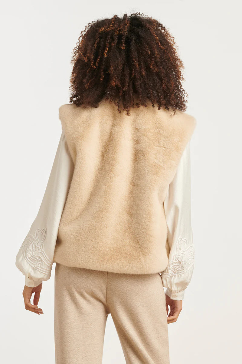 Smashed Lemon,  FAUX FUR GILET IN SAND | SAND 25556