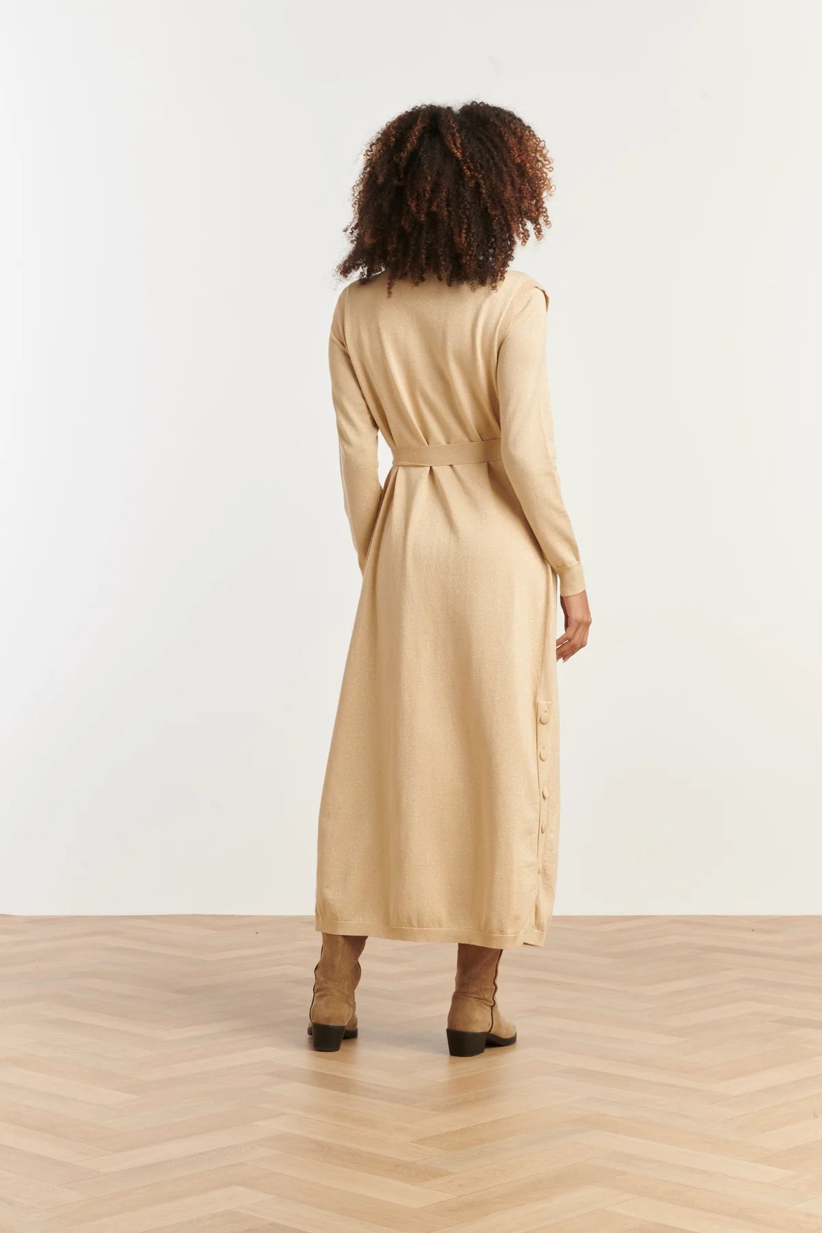 Smashed Lemon, Knit Gilet with Lurex / Sand - Gold