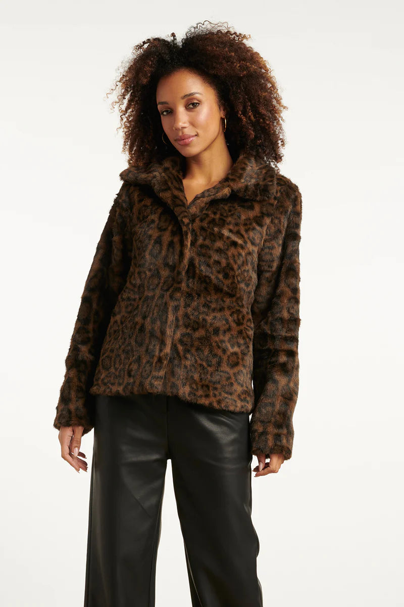 Smashed Lemon, SHORT FAUX FUR COAT WITH ANIMAL PRINT BROWN AND BLACK | BROWN - BLACK 25538