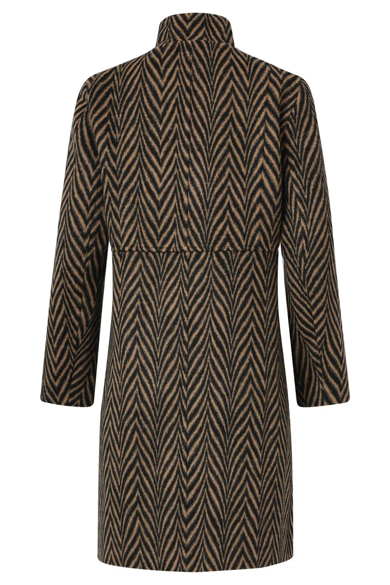 Smashed Lemon, HERRINGBONE PRINT JACKET IN BLACK AND CAMEL | BLACK - CAMEL 25539