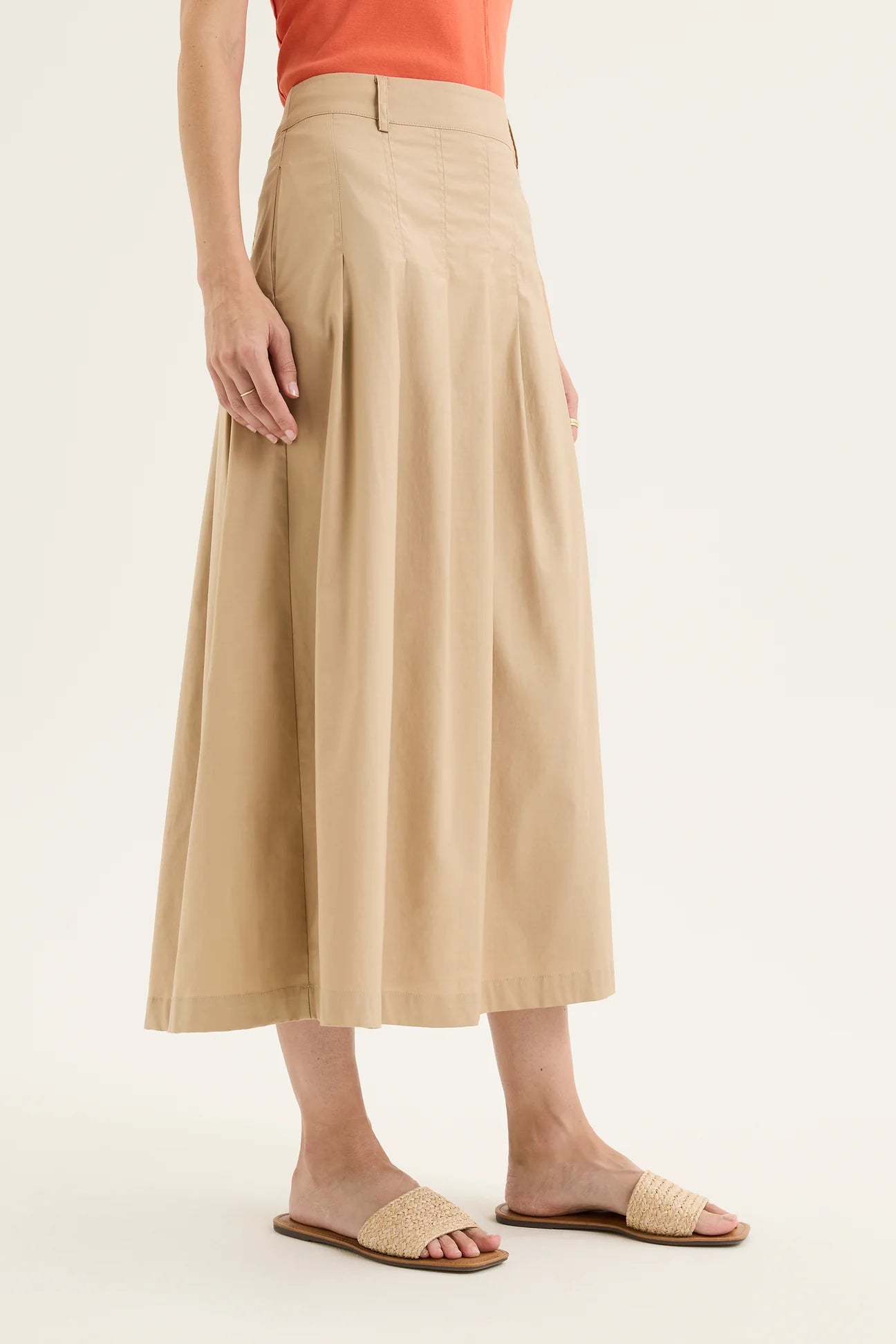 Yarra Trail, Petal Skirt Cedar