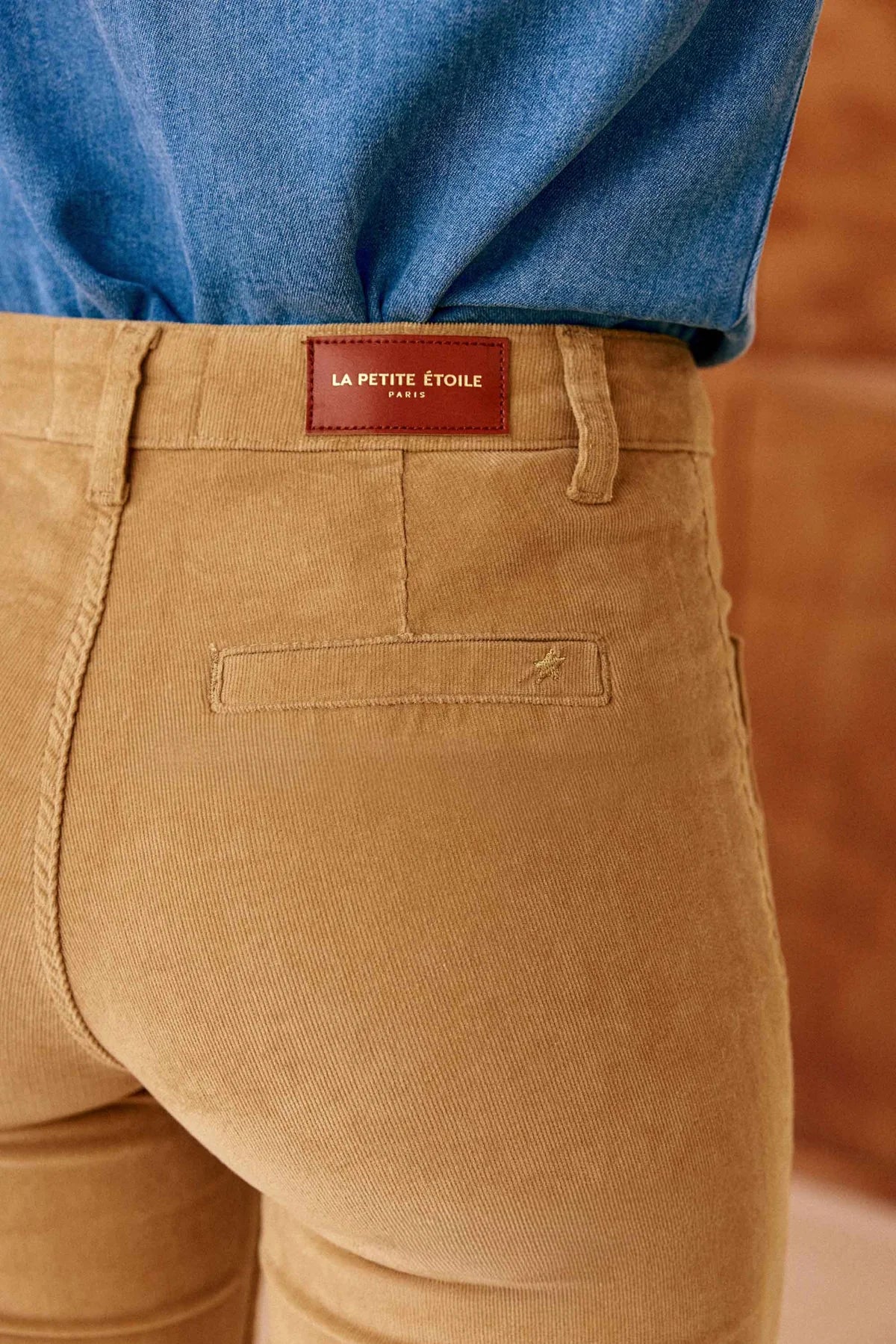 LPE, Sonny Velvet Pants - Flare Pants BEIGE