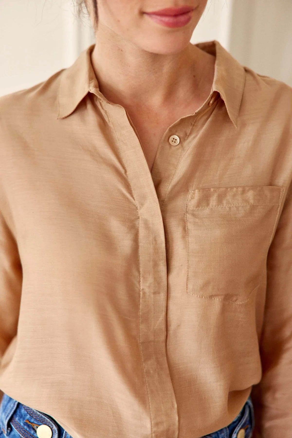 LPE, Carlita Blouse - Camel