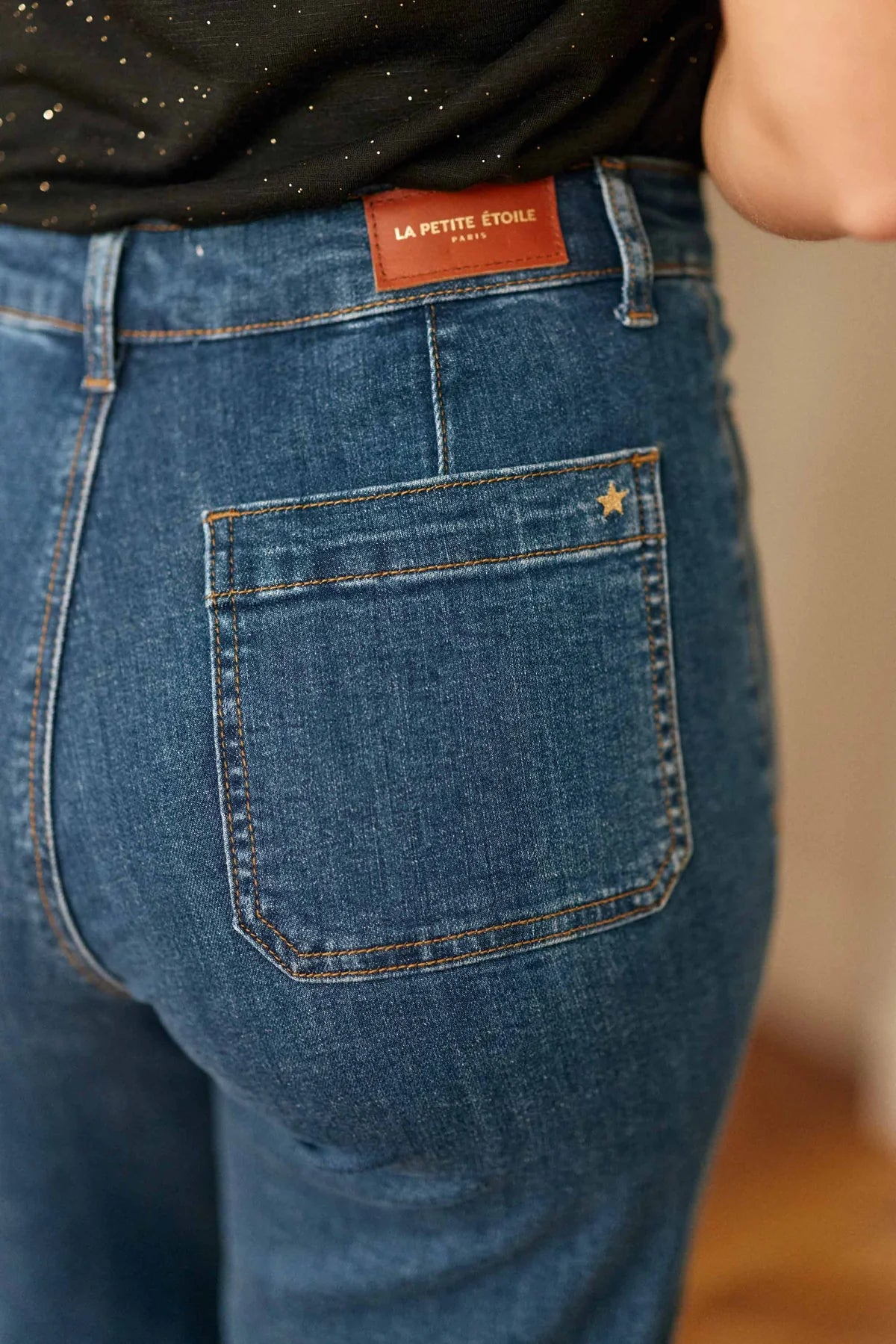 LPE, Atlanta Wash Flare Jeans