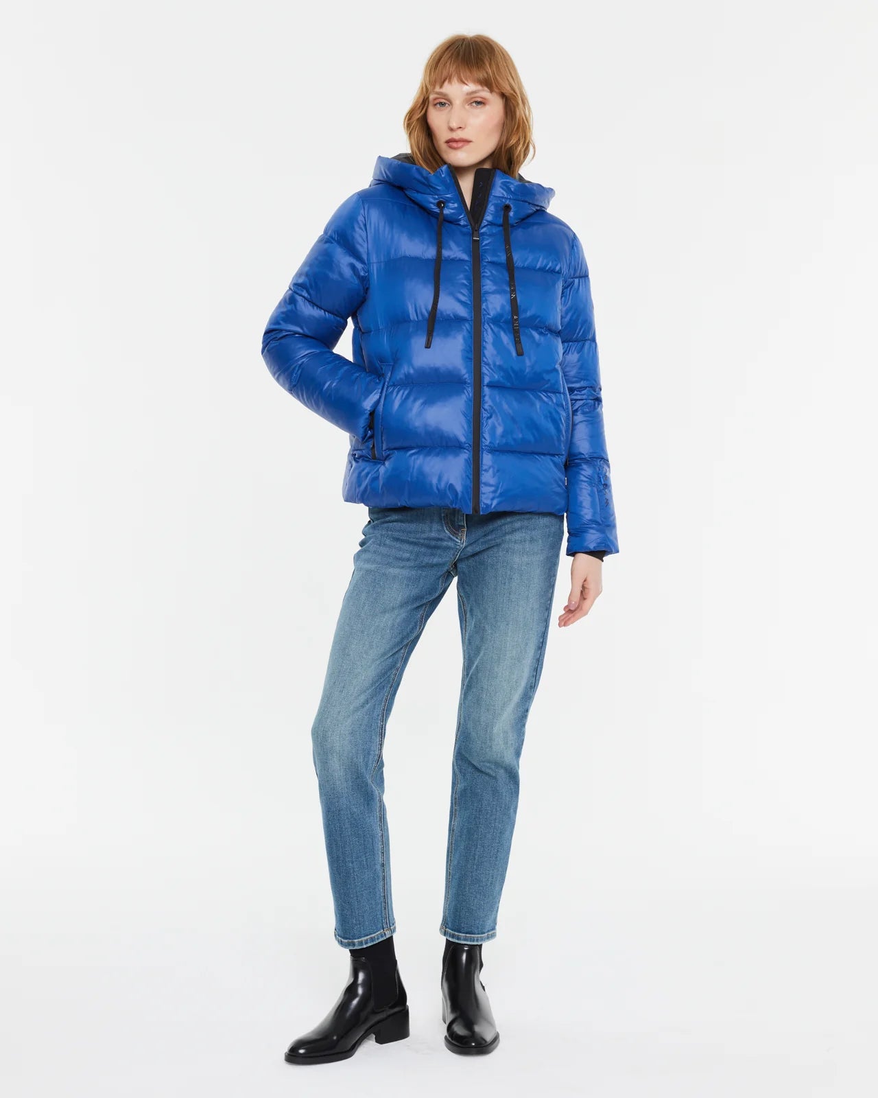 Andam, short parka with hood Blue 7011
