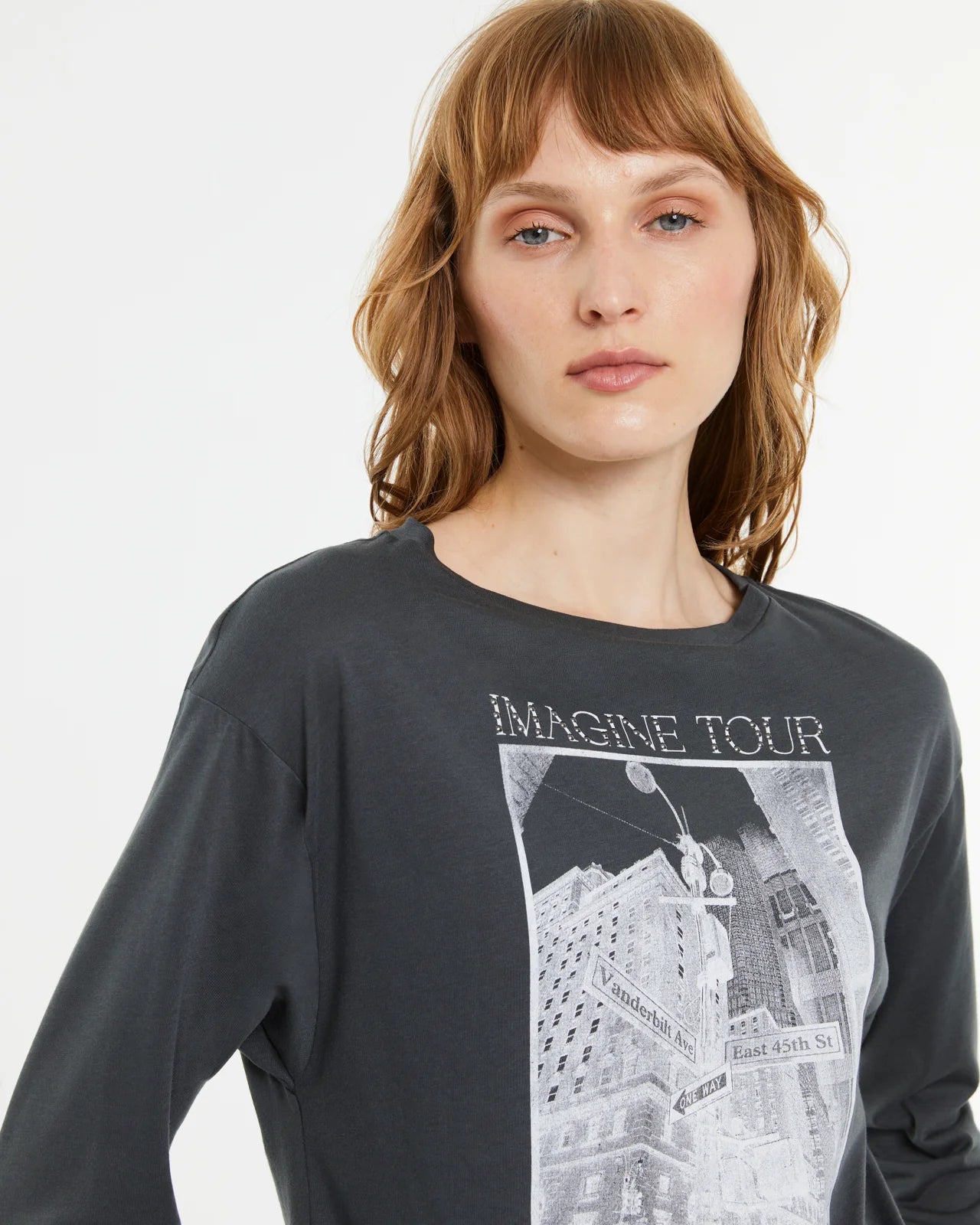 Andam, long-sleeved front print t-shirt GREY 9672