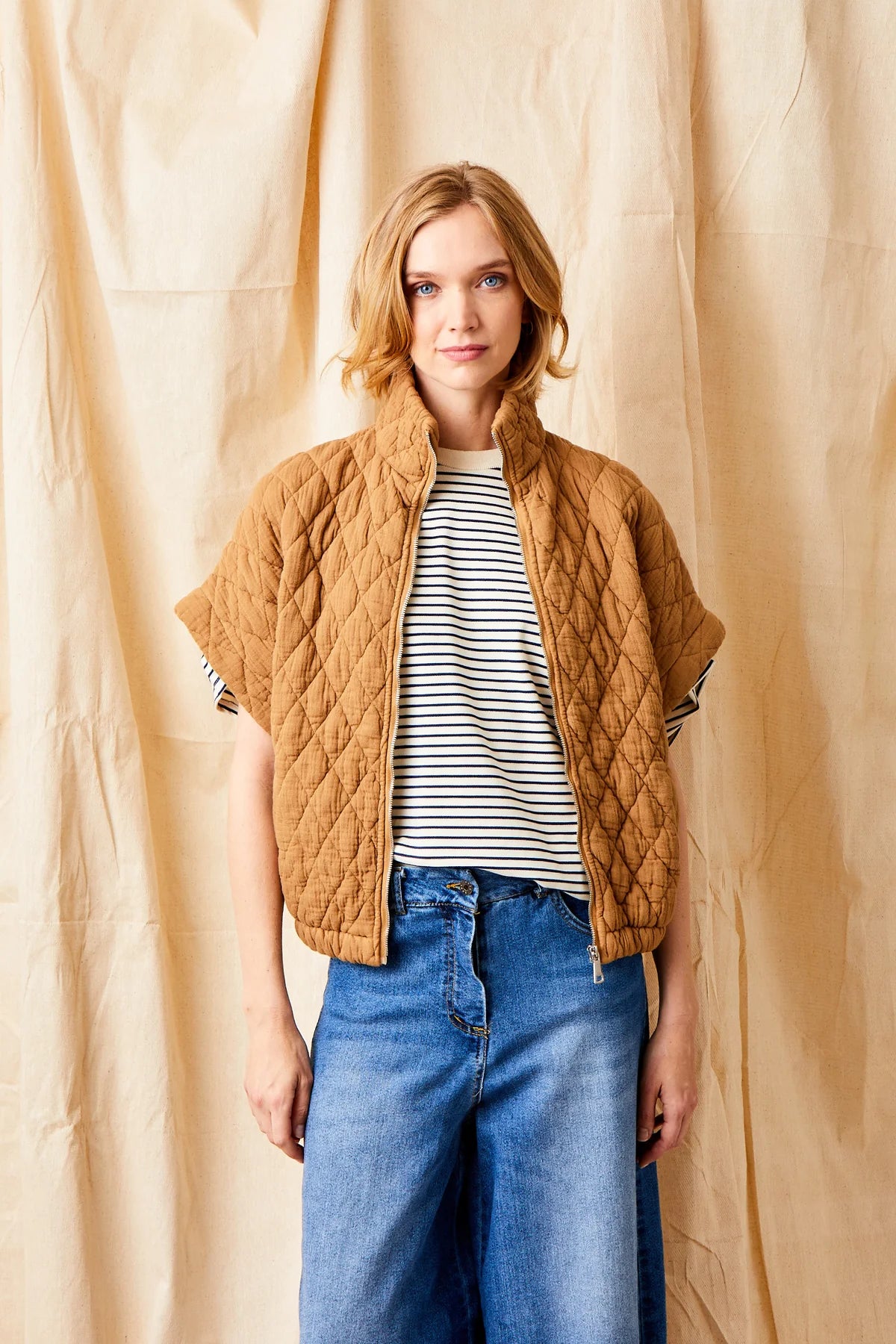 Suzy D, CHARLSTON QUILTED SHORT SLEEVE JACKET Tabacco