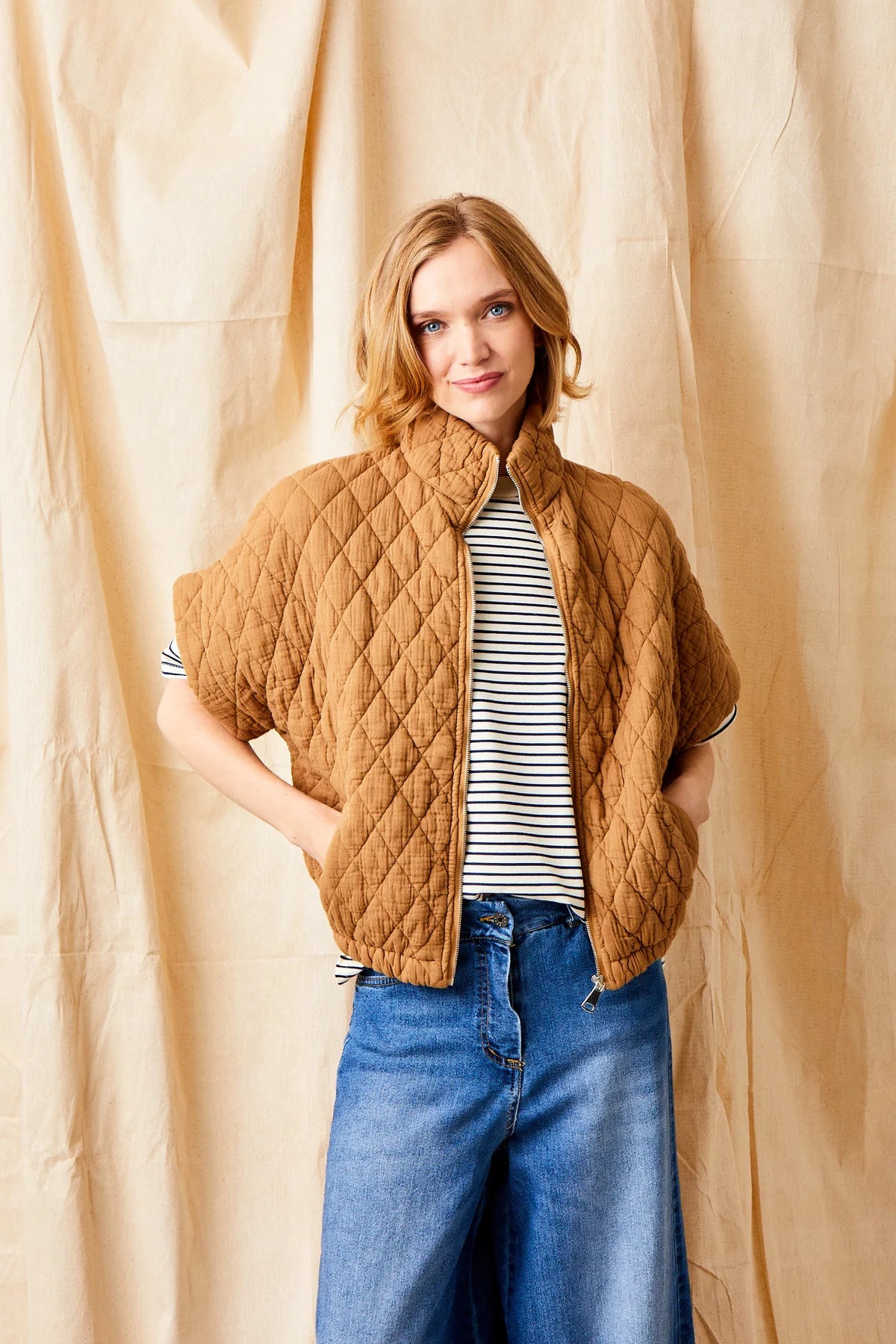 Suzy D, CHARLSTON QUILTED SHORT SLEEVE JACKET Tabacco