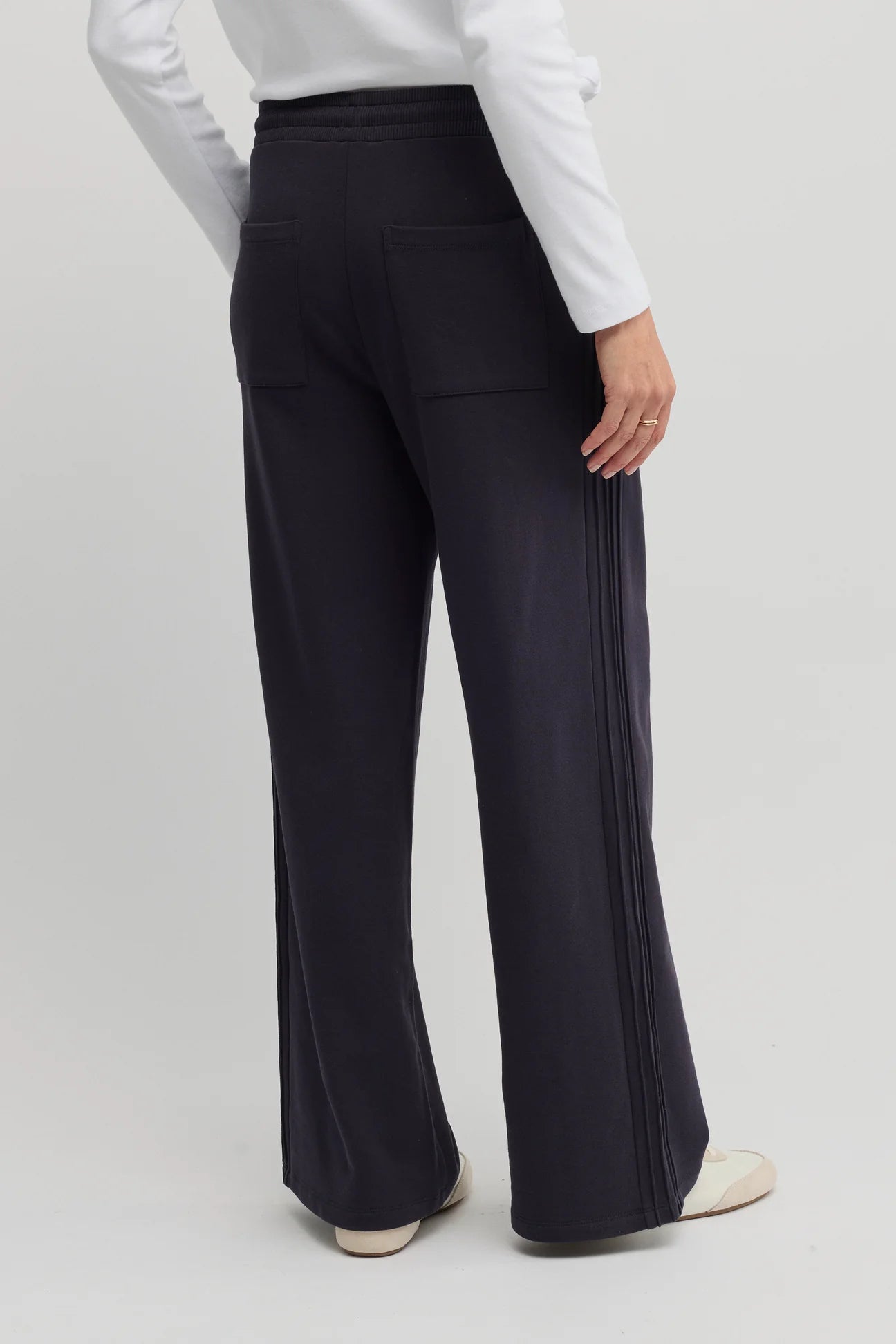 Yarra Trail, Manhattan Pant Navy 8034