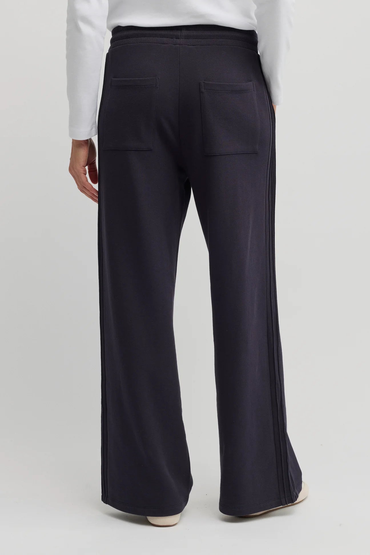 Yarra Trail, Manhattan Pant Navy 8034