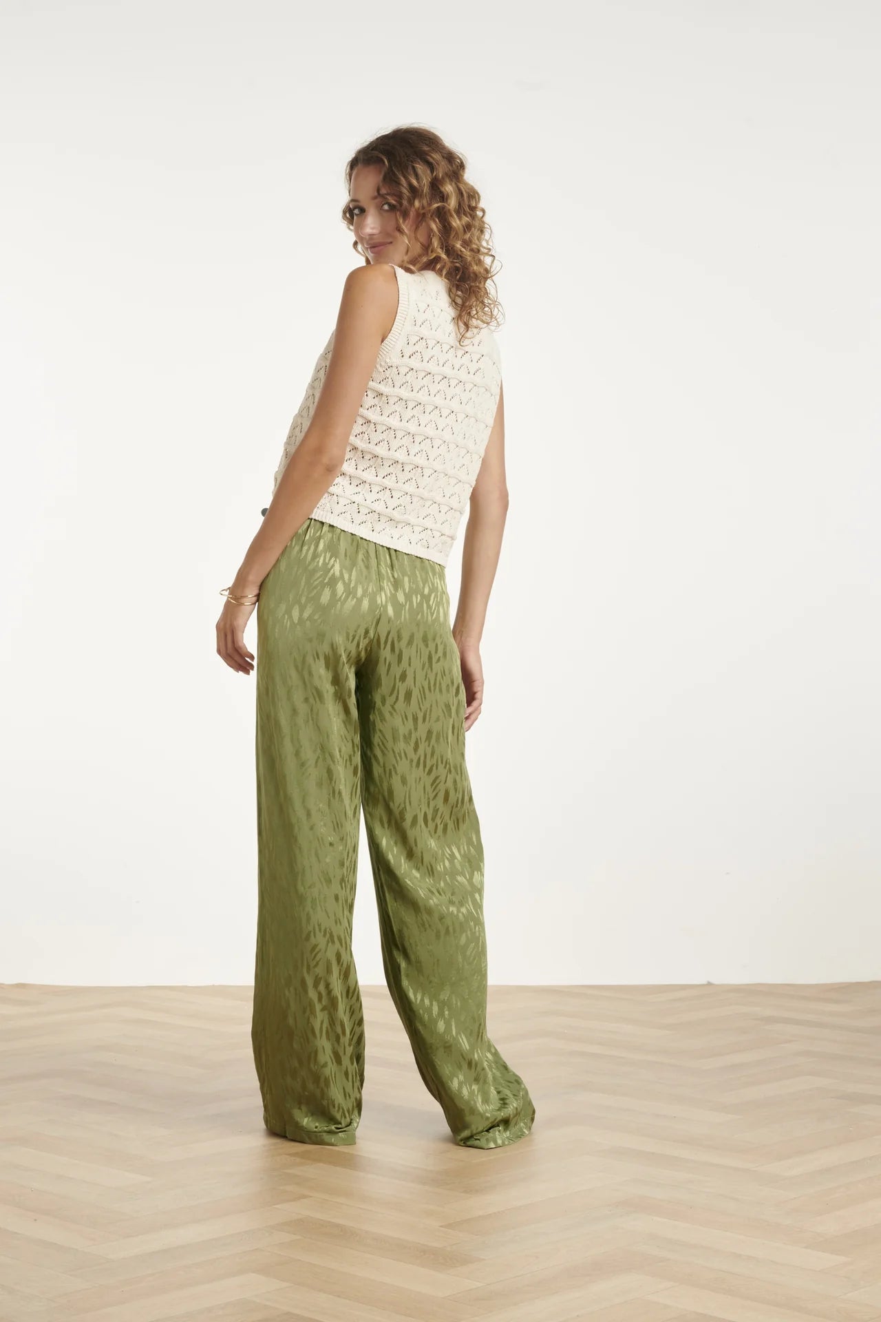 Smashed Lemon, KNITTED TOP WITH TRENDY LACE-UP CLOSURE | OFF WHITE 26207