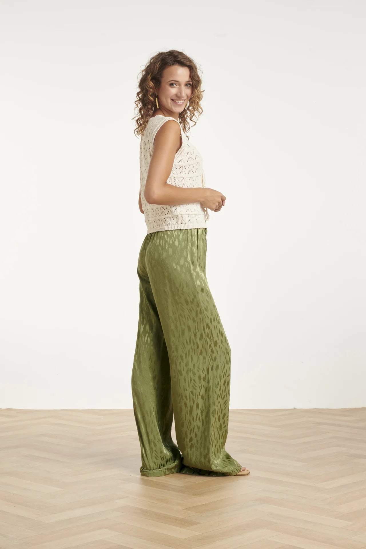 Smashed Lemon, KNITTED TOP WITH TRENDY LACE-UP CLOSURE | OFF WHITE 26207