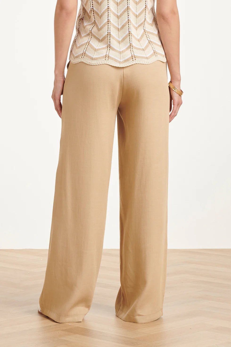 Smashed Lemon, AIRY WIDE LEG TROUSERS IN SAND COLOUR – STYLISH ESSENTIALS | DARK SAND 26072