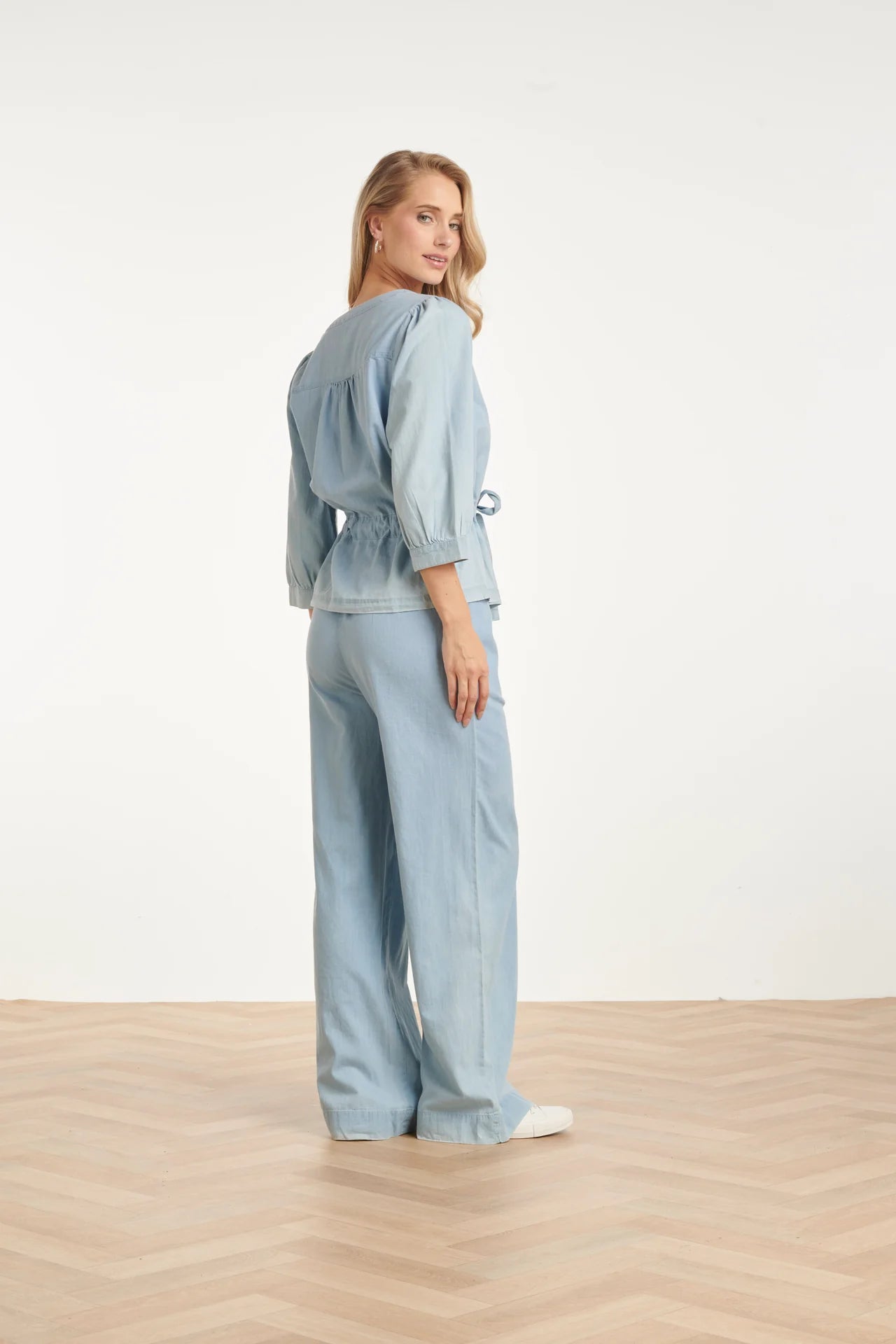 Smashed Lemon, LIGHT BLUE WRAP TOP WITH DRAWSTRING | DENIM 26182