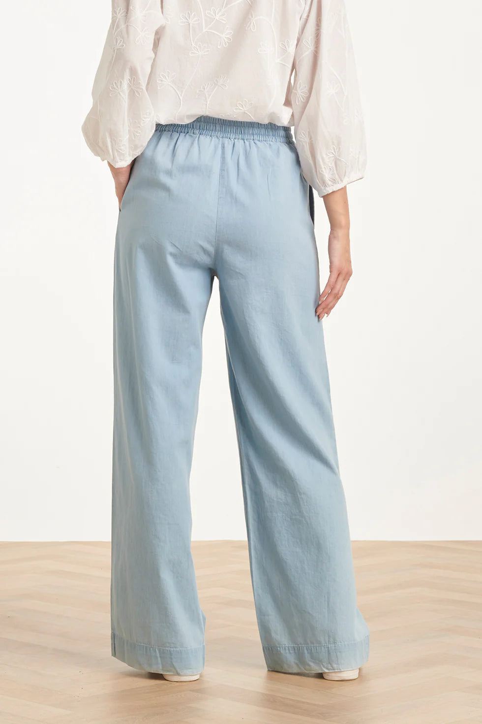 Smashed Lemon, LIGHT BLUE WIDE LEG TROUSERS WITH DRAWSTRING | DENIM 26183