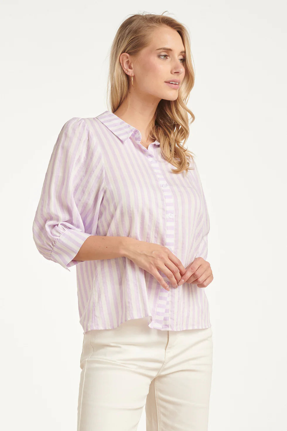 Smashed Lemon, STRIPED WOMEN'S BLOUSE WITH PUFF SLEEVES | LILAC - WHITE 26036