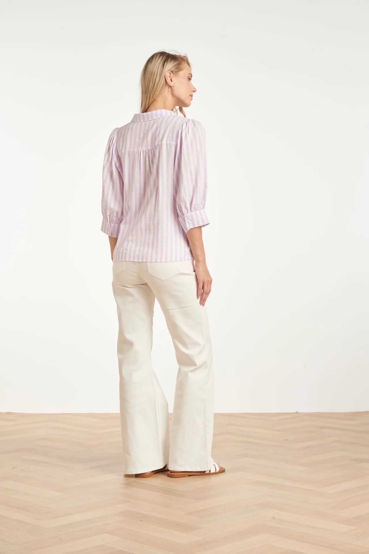 Smashed Lemon, STRIPED WOMEN'S BLOUSE WITH PUFF SLEEVES | LILAC - WHITE 26036