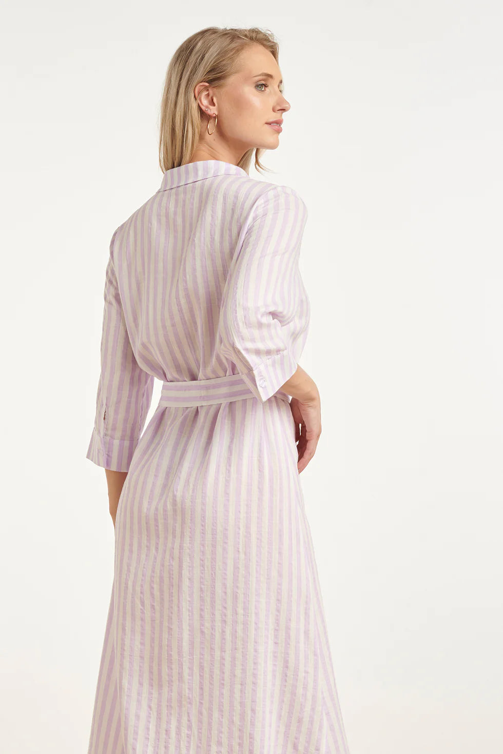 Smashed Lemon, STRIPED MAXI DRESS WITH WAIST BELT | LILAC - WHITE 26035
