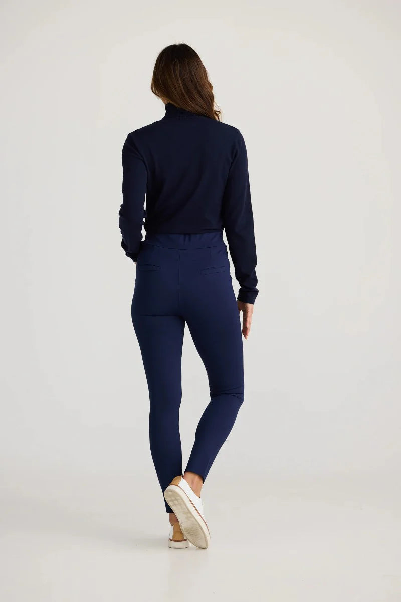 Brave + True, Pilot pant navy 5609-2