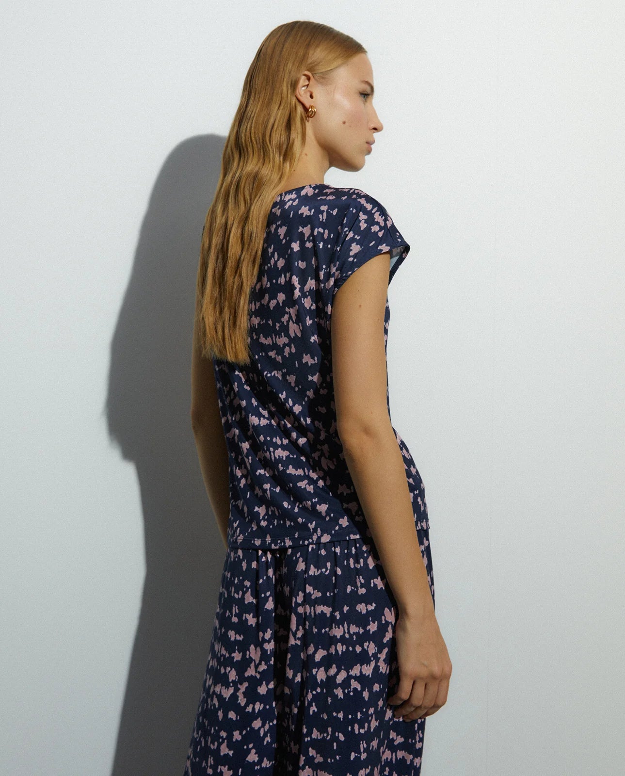Andam, Asymmetrical printed T-shirt 269341