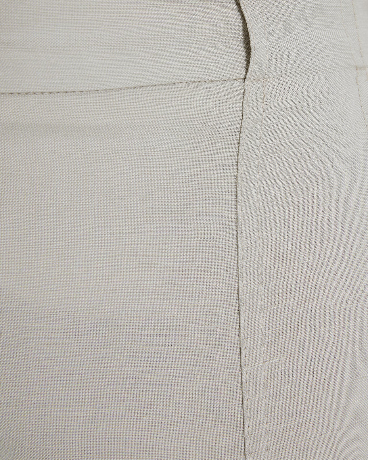 Andam, High waisted carrot pants. BEIGE